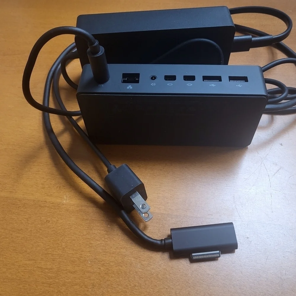 Microsoft Surface 4 Docking Station
